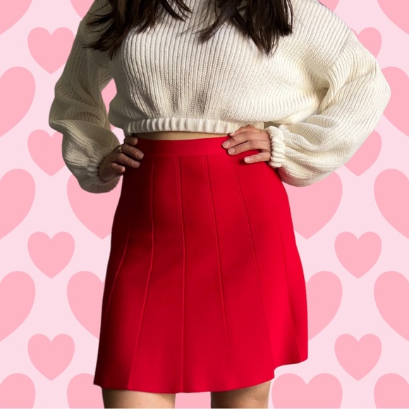 Bebe pleated Red Skirt, medium size - Picture 12 of 12